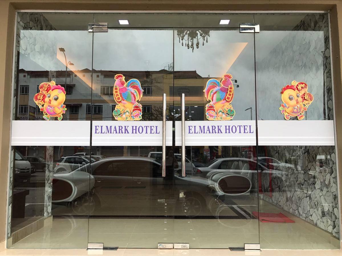 Elmark Hotel Kuantan Buitenkant foto